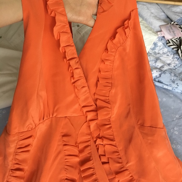 COPY - BCBG MAXAZRIA Backless Top - Picture 5 of 5